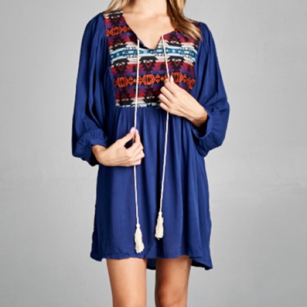 Geo Embroidered Notch Neck Tunic